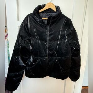 Boohoo Black High Shine Cropped Puffer Jacket Women’s Size 4 Glossy Winter Coat